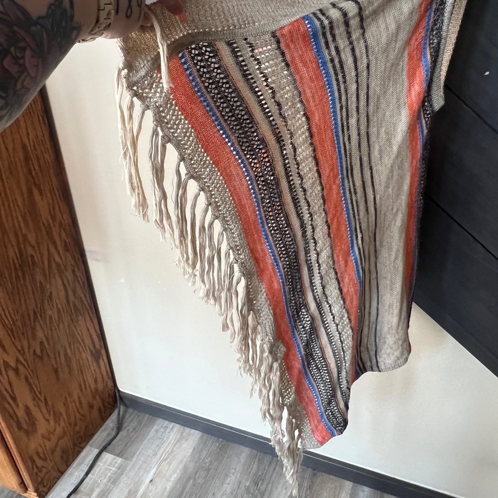 Umgee Women's Boho Fringe Knit Cardigan Vest Size S/M Aztec Stripe Western BOHO - Picture 2 of 5